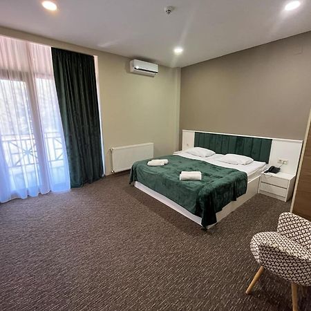 Terrace Borjomi Hotel Ngoại thất bức ảnh