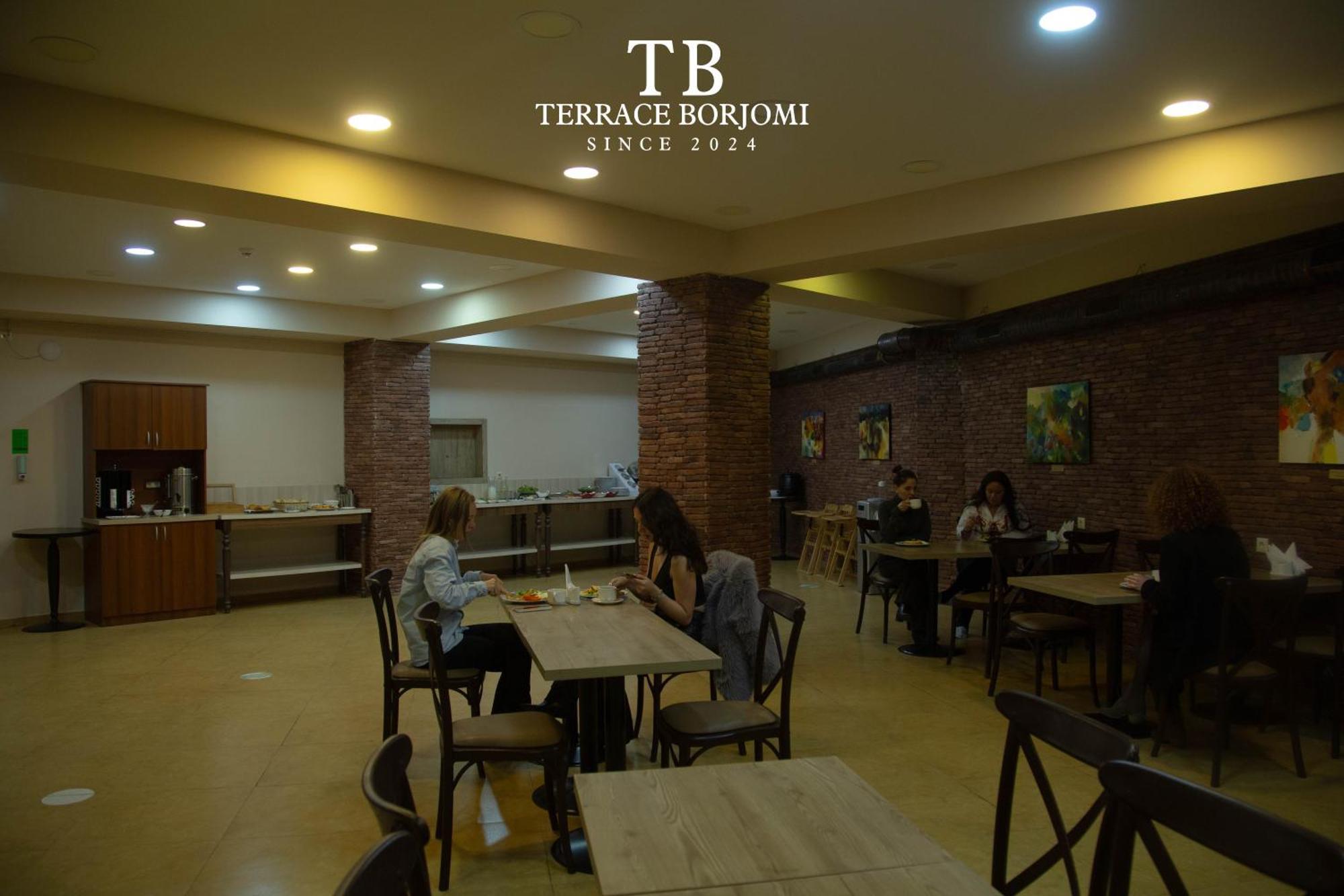 Terrace Borjomi Hotel Ngoại thất bức ảnh