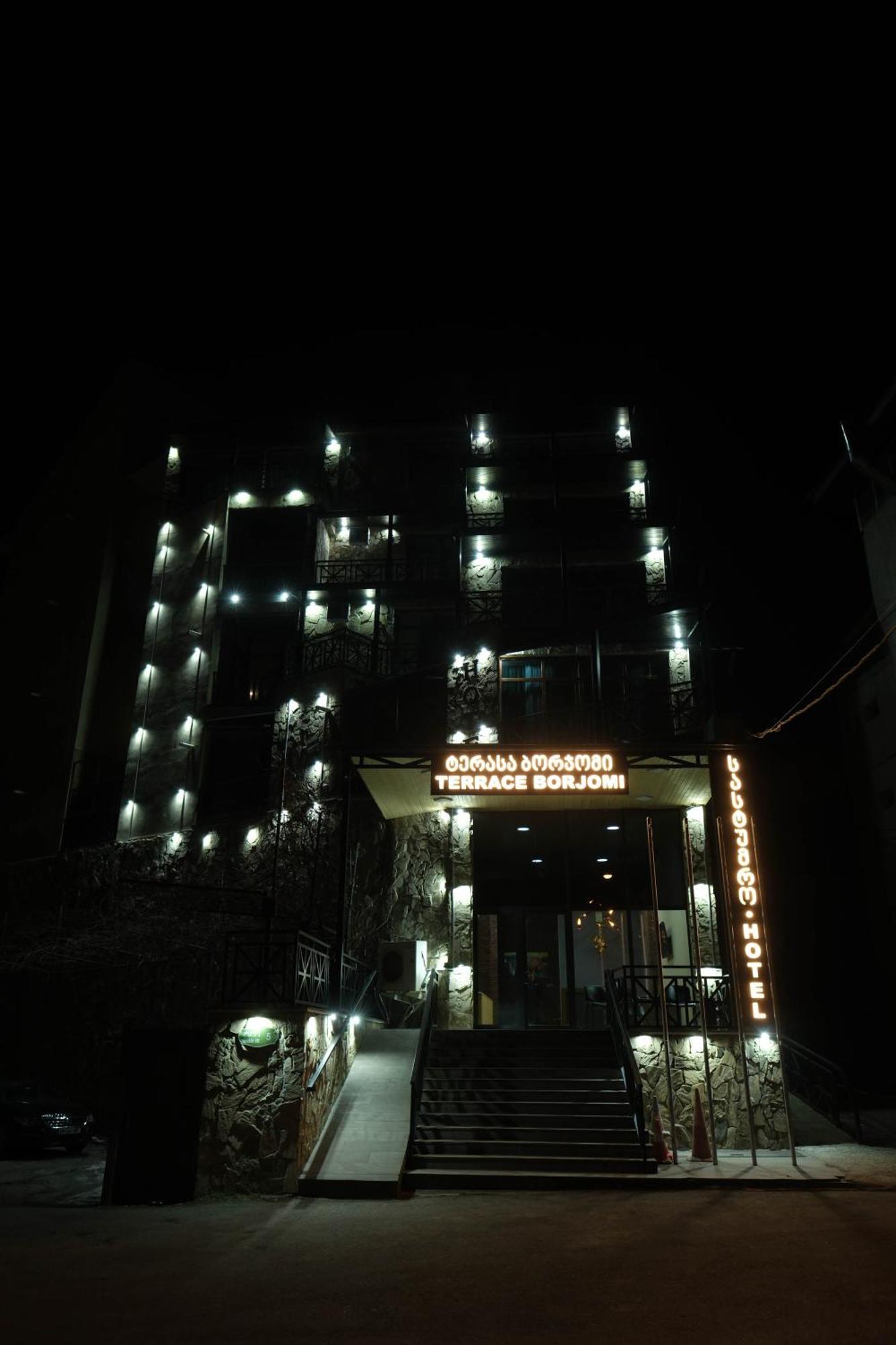 Terrace Borjomi Hotel Ngoại thất bức ảnh